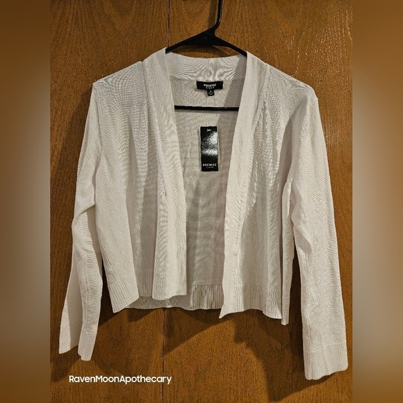 NWT Premise Studio White Sweater - Picture 1 of 4